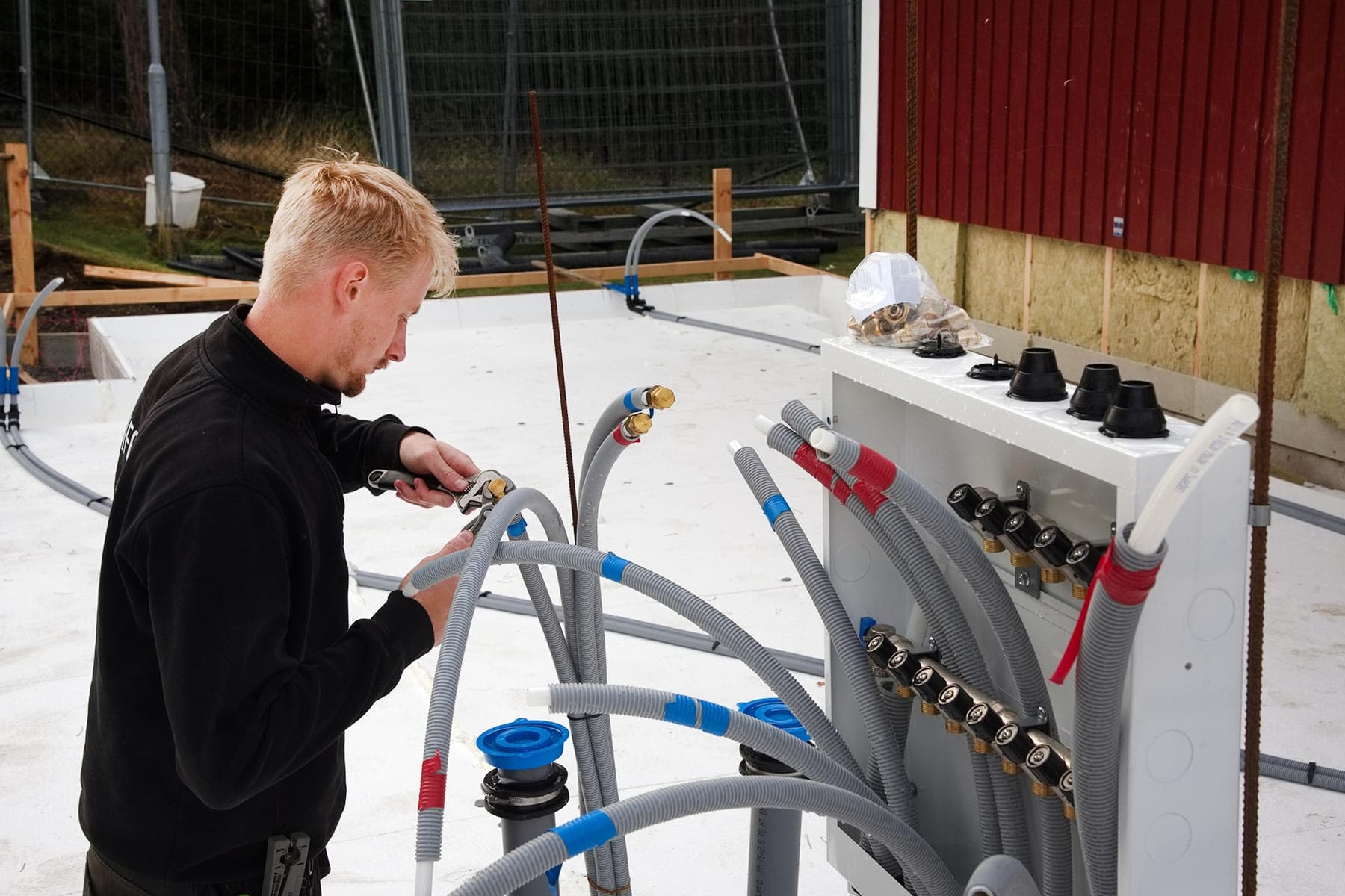 Markarbete för jordvärme med kollektorslang